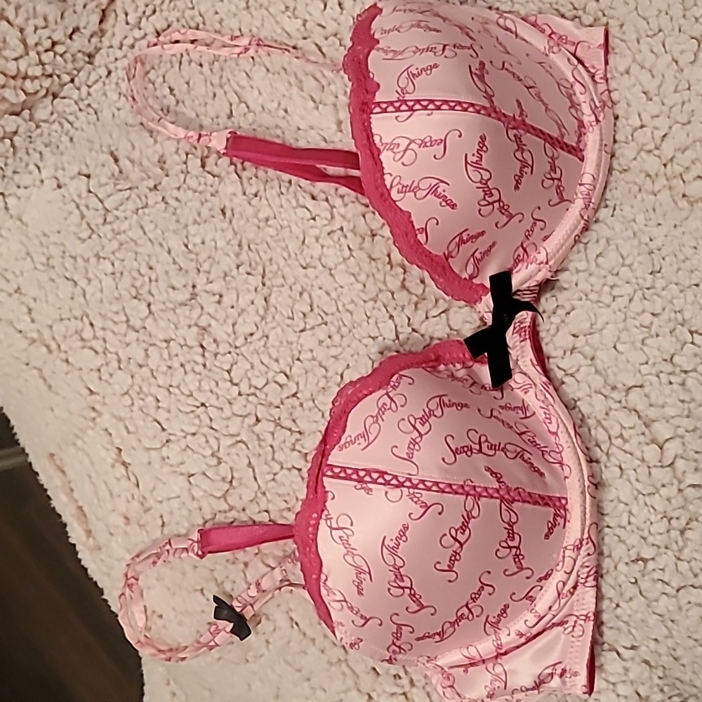 Victoria's Secret push up bra